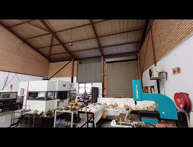 INDUSTRIAL PROPERTY TO RENT IN ROOIHUISKRAAL